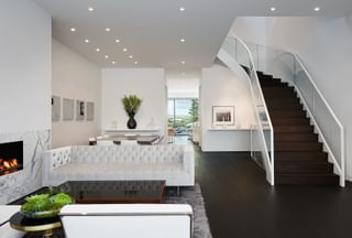 Booth Hansen 004