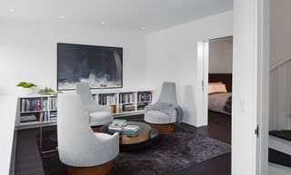 Booth Hansen 009