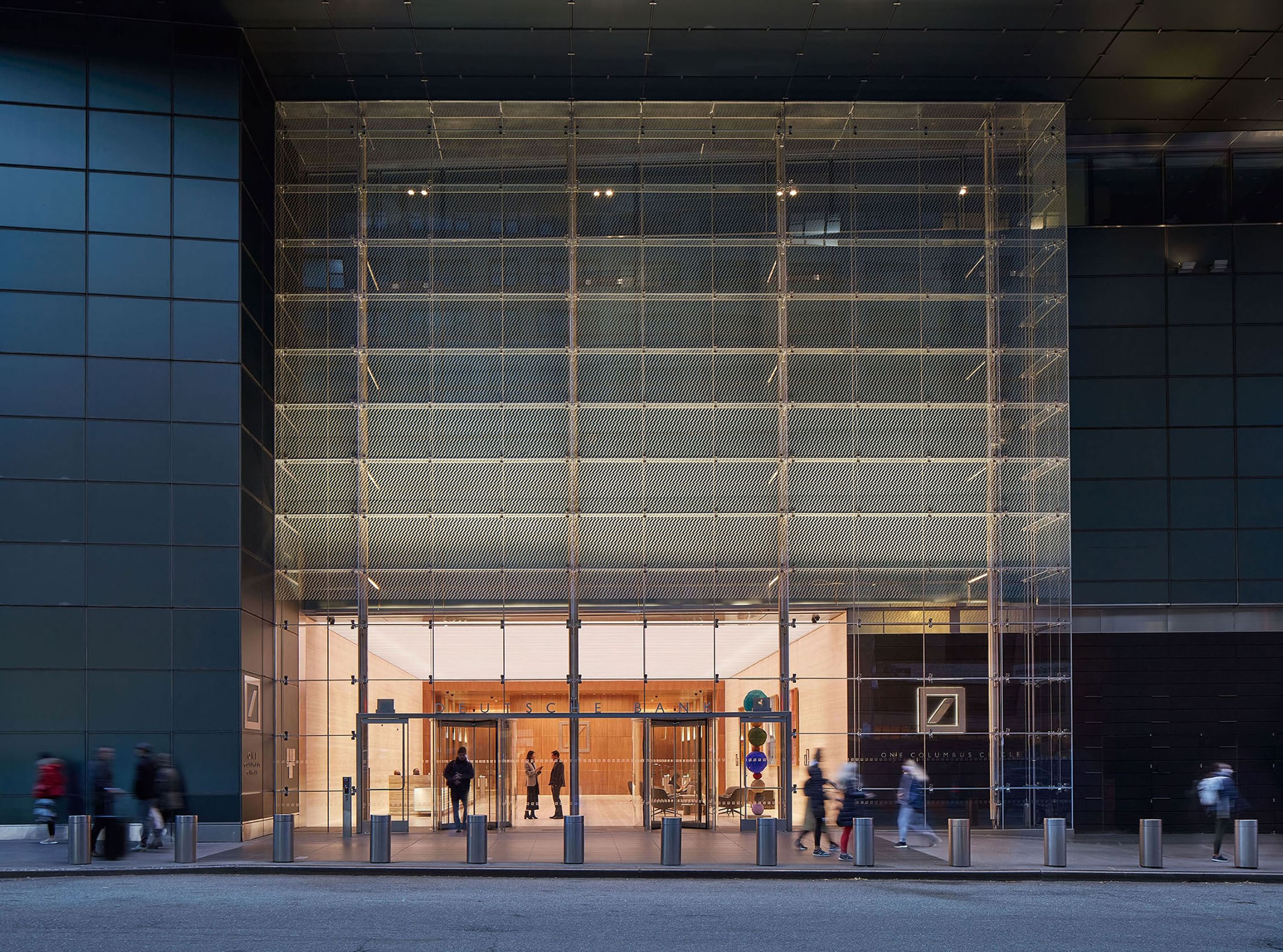 Deutsche Bank Lobby SOM Dave Burk 018