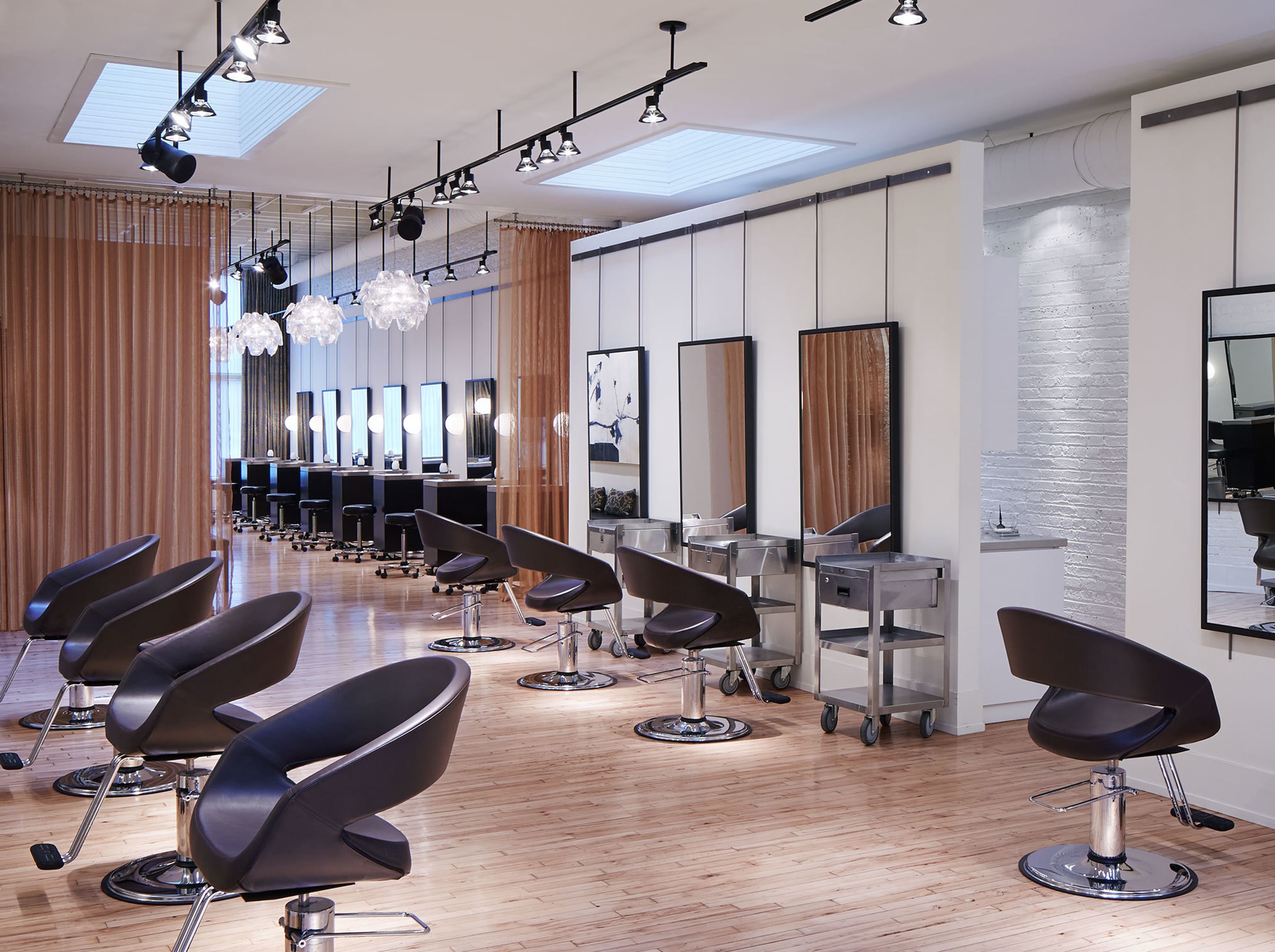 Michael Michael Salon 005