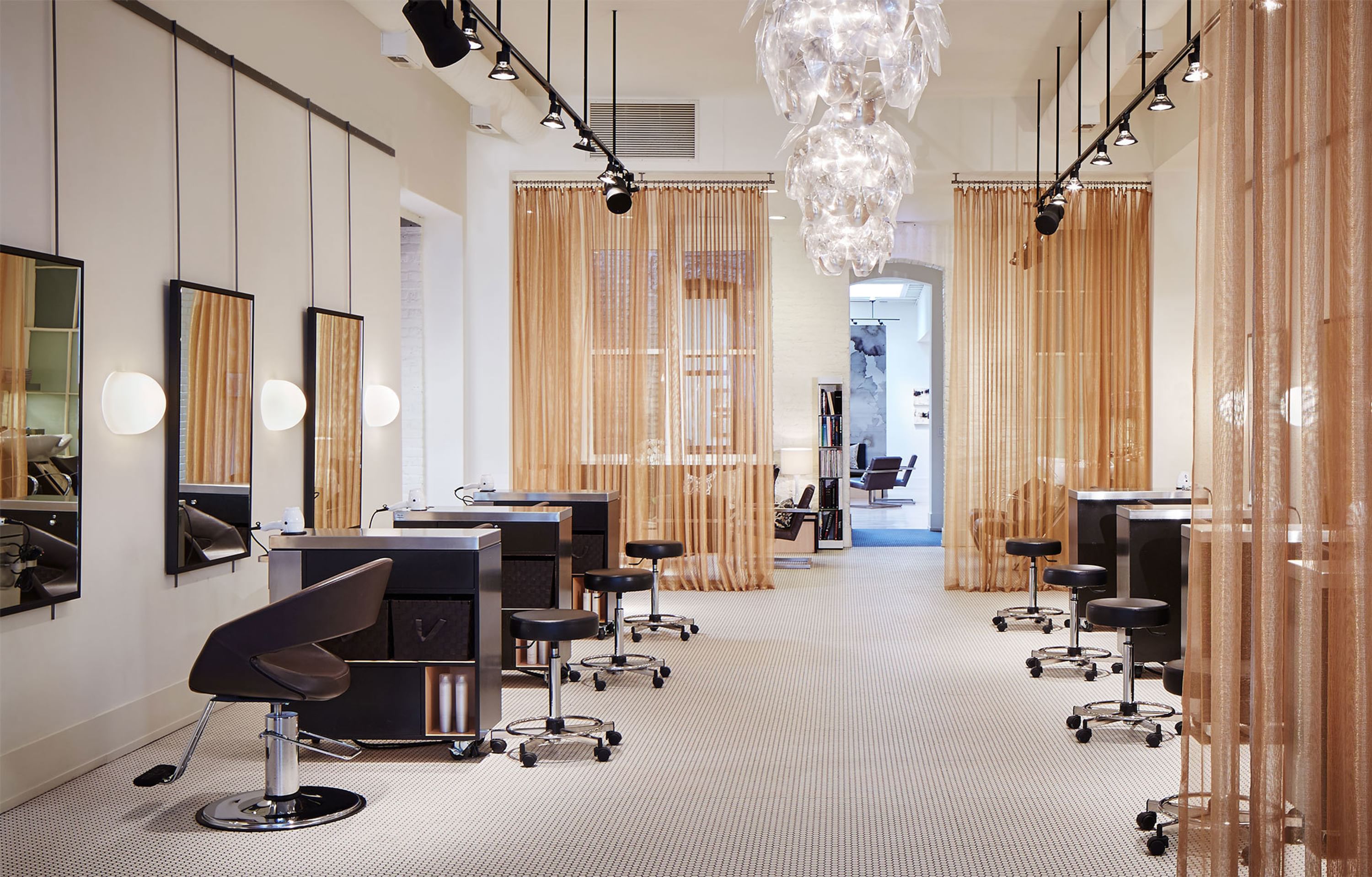 Michael Michael Salon  Ps 001