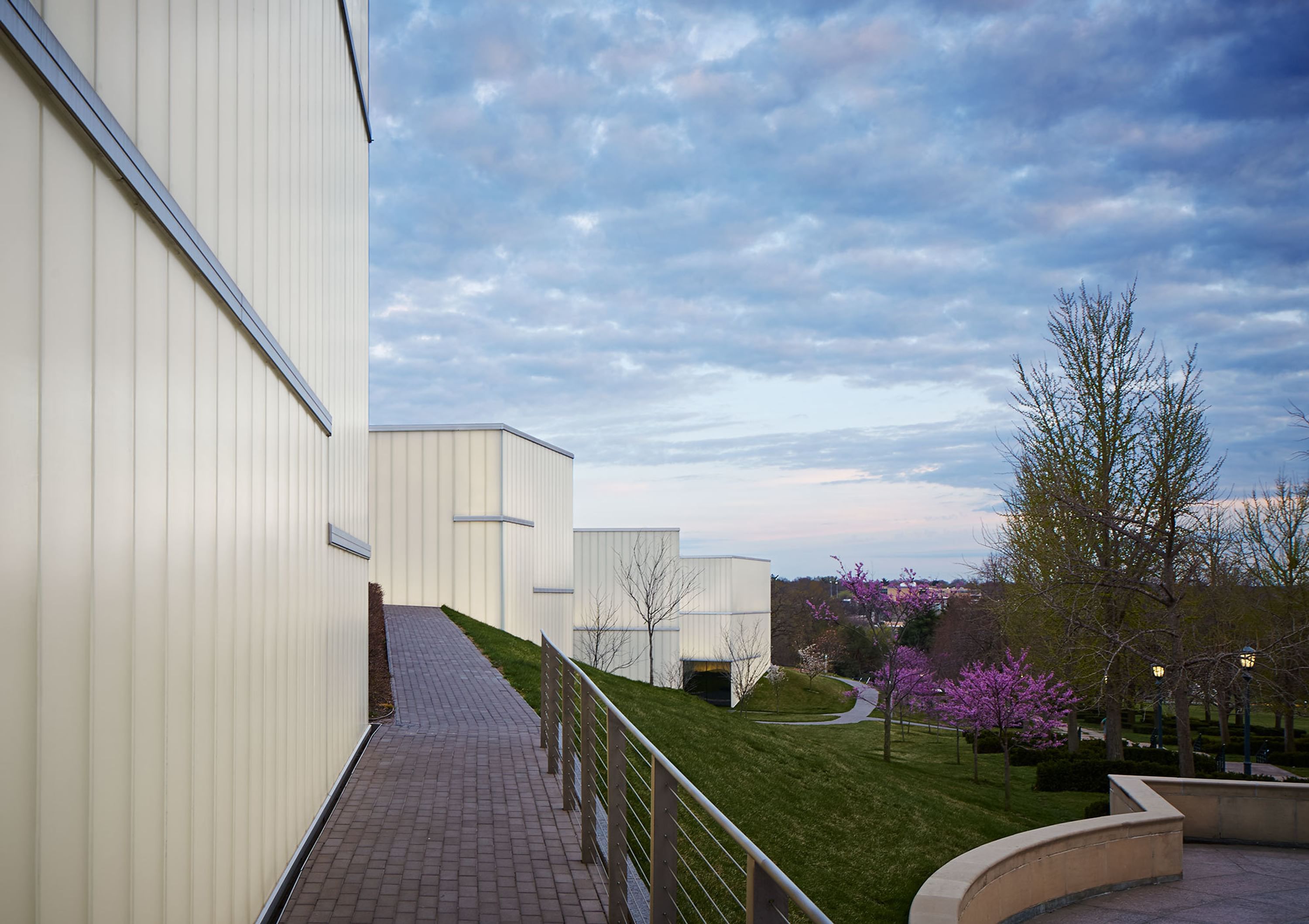 Nelson Atkins 010