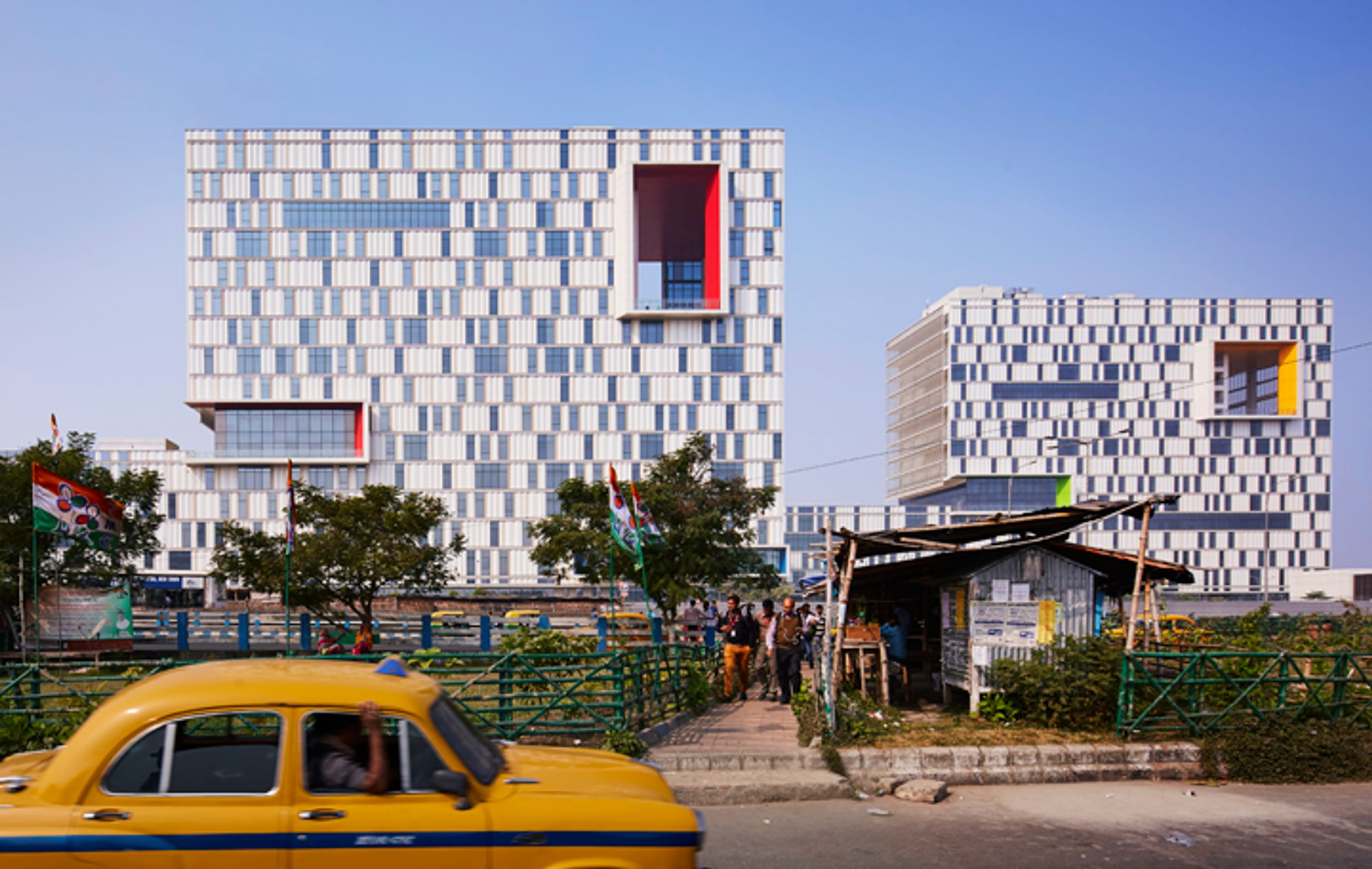 Context 001V2 Web