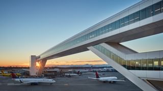 Sea Tac 002