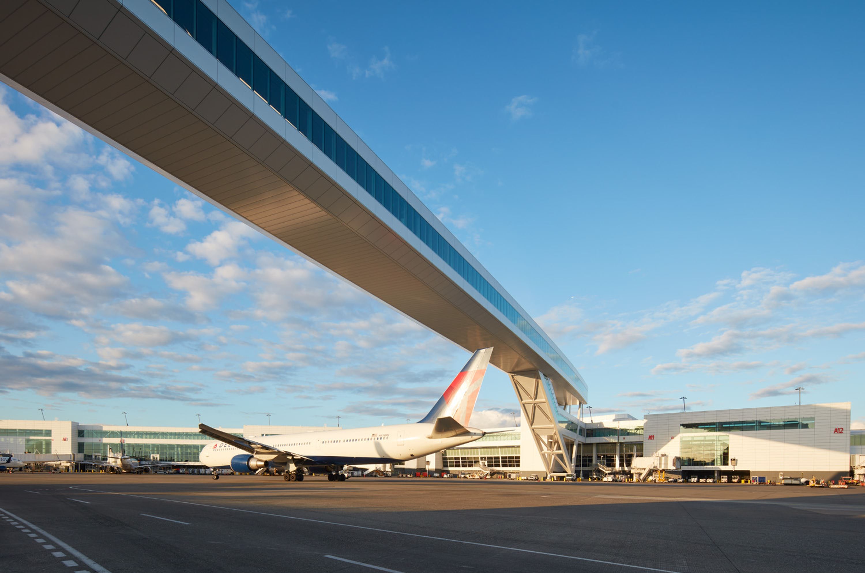 Sea Tac 003