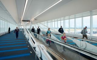 Sea Tac 011