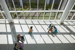 Sea Tac 025