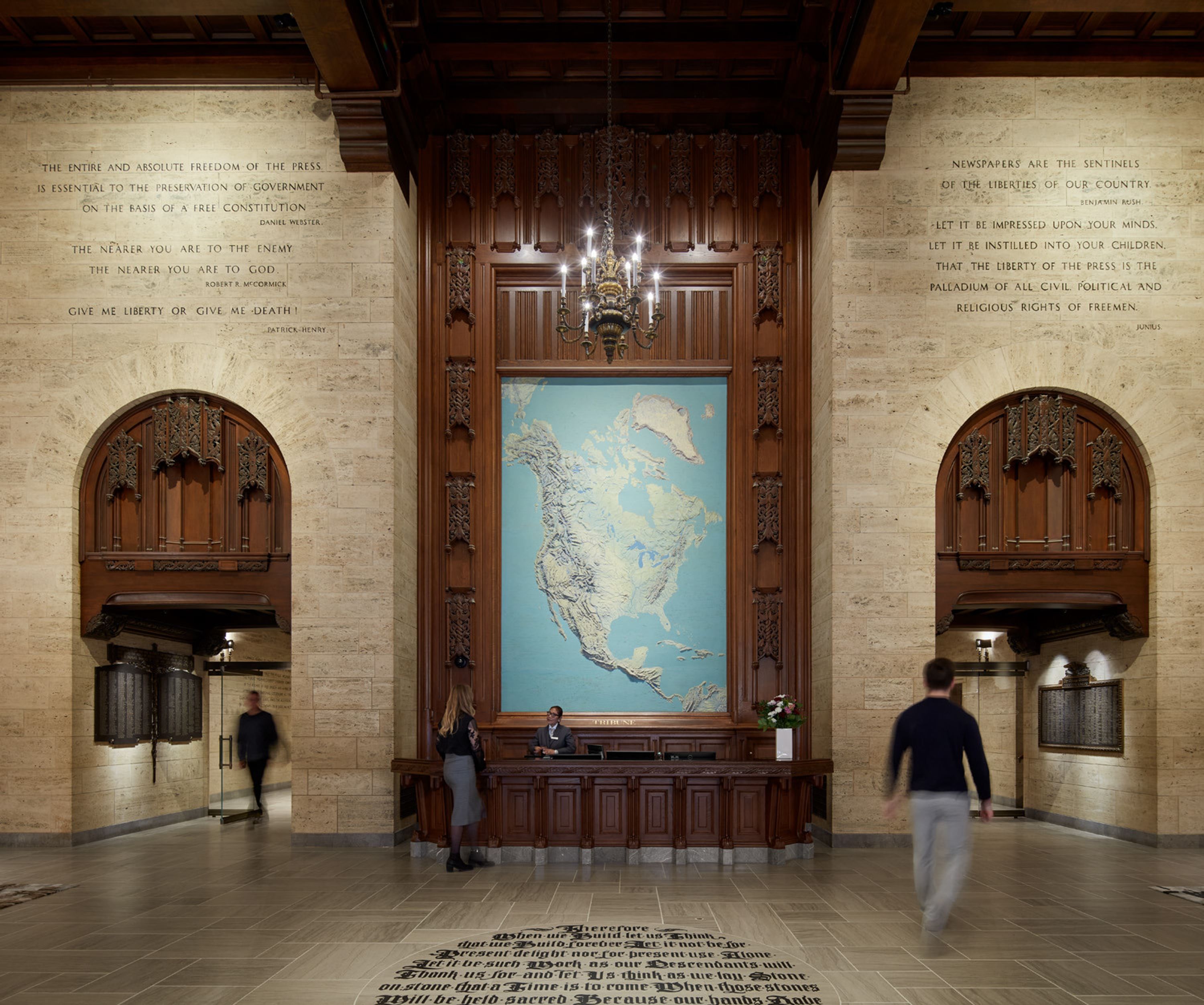 Tribune Tower 013