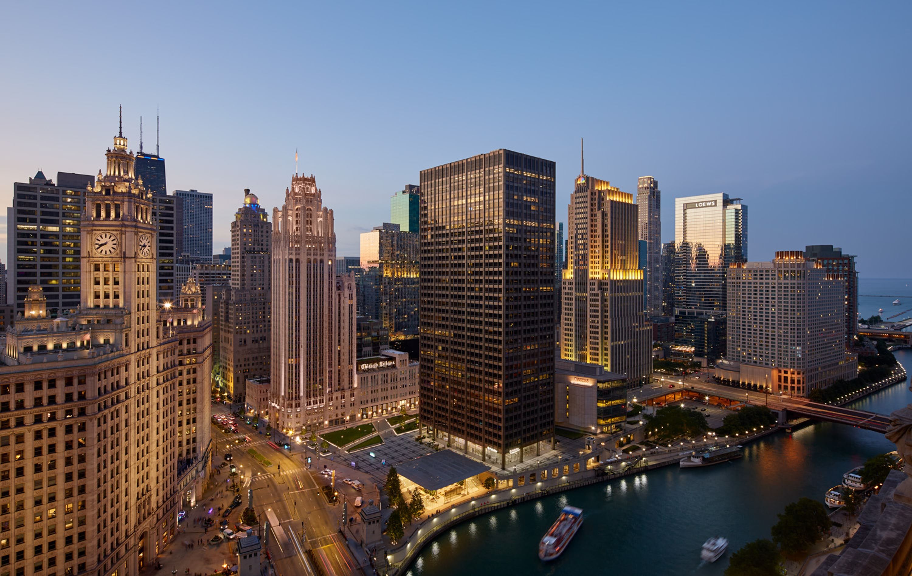 Tribune Tower 028